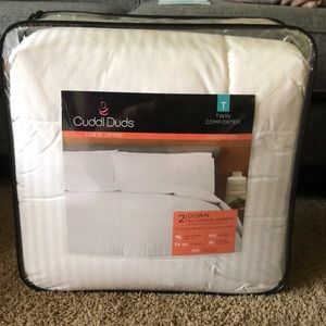 Down all-season twin comforter.